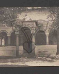 Portalul bisericei Mânăstirei Horezu-Vâlcea