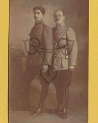 Zwei rumänische Soldaten