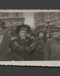 Hilda Sando geht spazieren