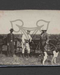 Drei Männer auf der Jagd