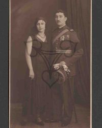 Unbekanntes Soldatenpaar