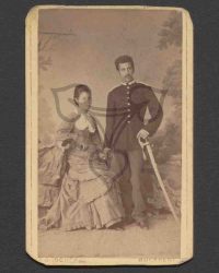 Unbekanntes Soldatenpaar