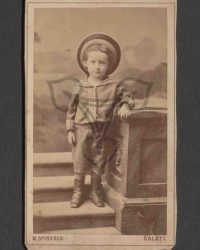 Unbekannter Junge