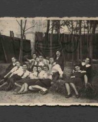 Unbekannte Frauengruppe