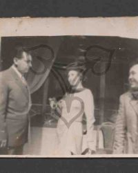 Schauspielergruppe in Kostüm