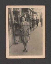 Suzana Lascu geht spazieren