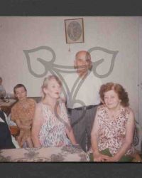 Suzana Lascu mit Freunden