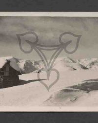 Verschneite Gebirgslandschaft