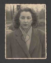 Unbekannte Frau
