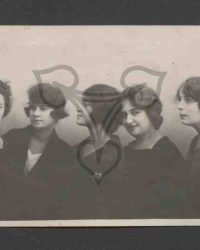 Unbekannte Frauengruppe