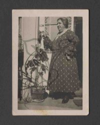 Unbekannte Frau