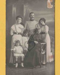 Unbekannte Familie