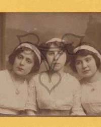 Drei unbekannte Mädchen