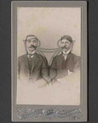 Zwei unbekannter Männer