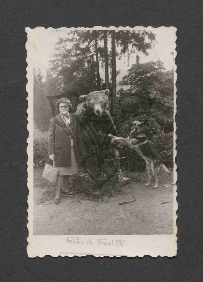 Eugenia Podviascaia mit Hund