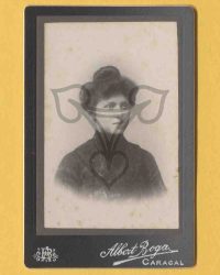 Unbekannte Frau