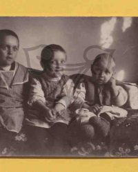 /Die drei Töchter des Ilie Constantinescu