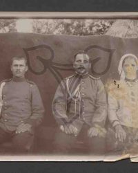 Polițistul cu nevasta și adjutantul său
