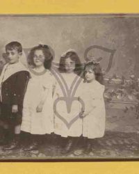 Unbekannte Kinder