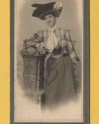 Unbekannte Frau