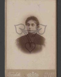 Unbekannte Frau