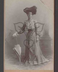 Unbekannte Frau