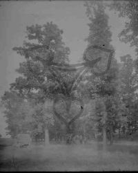 Unbekannte Männergruppe